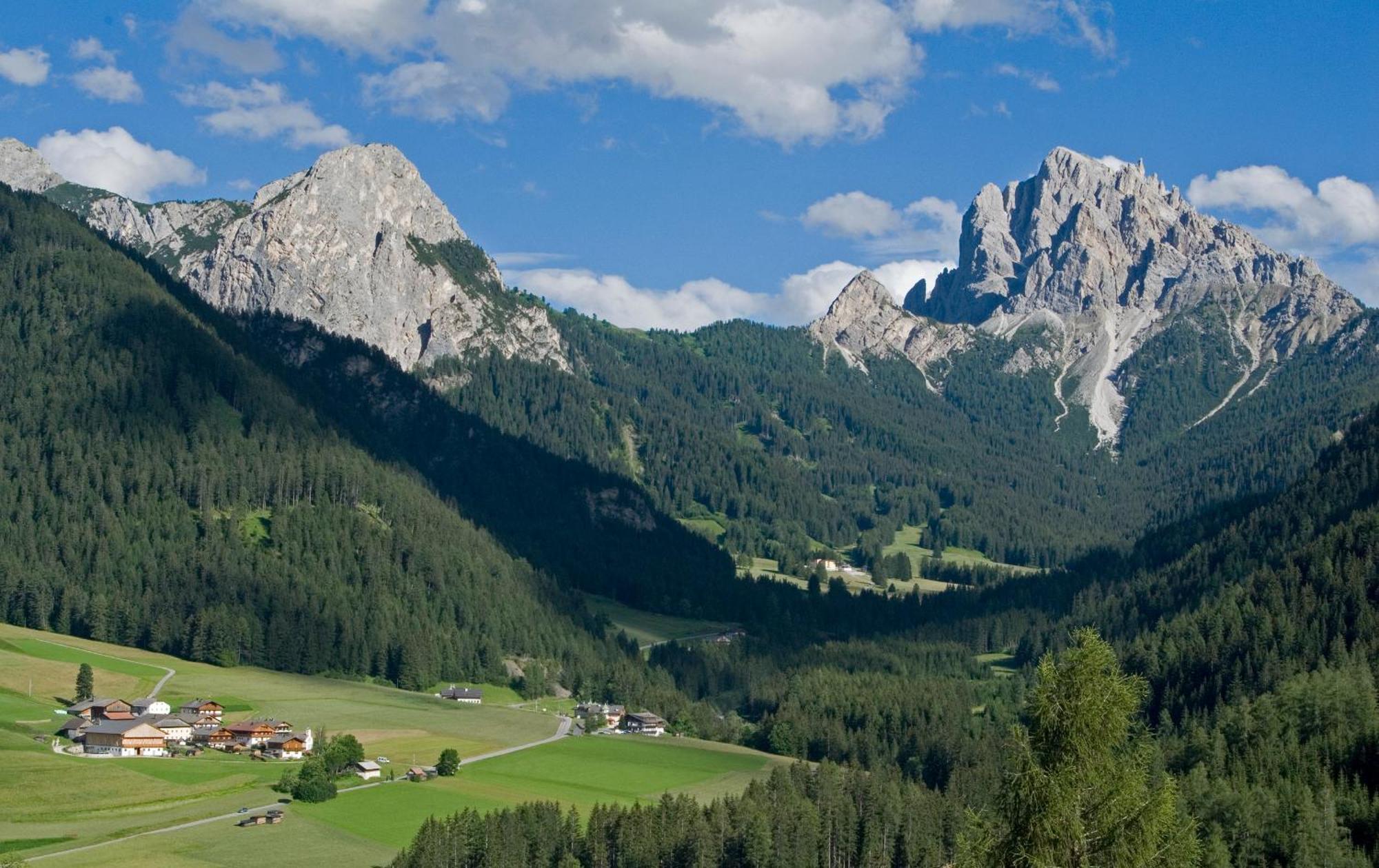 Gasthof Huber Braies  Esterno foto